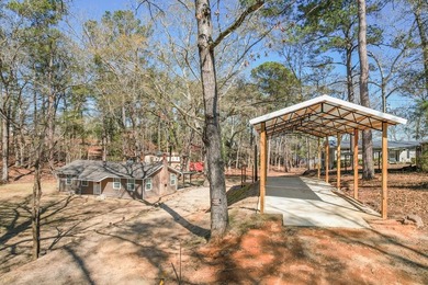 So much to enjoy with this beautifully updated Lake Eufaula home - photo 35