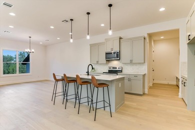 Welcome to 604 Apache Tears, a serene Hill Country retreat in - photo 10