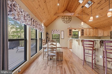 Rarely do you find a completely renovated mountain cabin with a - photo 13