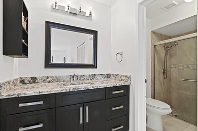 Welcome to this thoughtfully designed townhouse in Lakeside - photo 14