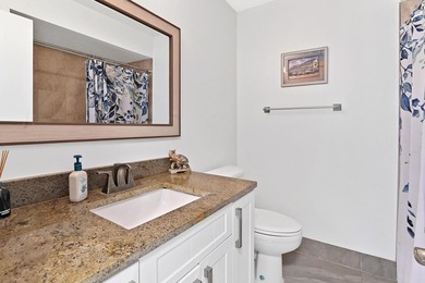 Welcome to this thoughtfully designed townhouse in Lakeside - photo 18
