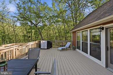 Rarely do you find a completely renovated mountain cabin with a - photo 19