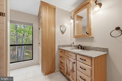 Rarely do you find a completely renovated mountain cabin with a - photo 25