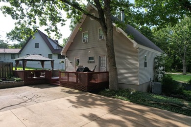 This well-maintained 4-bed, 2-bath home is truly move-in ready - photo 26