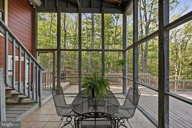 Rarely do you find a completely renovated mountain cabin with a - photo 35