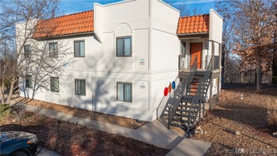 Lake Condo For Sale in Lake Ozark, Missouri