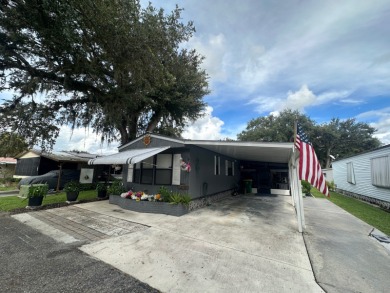 Caloosahatchee River Home For Sale in Labelle Florida