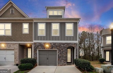 Beautifully maintained 3-bedroom, 2.5-bath end unit townhome in - photo 4