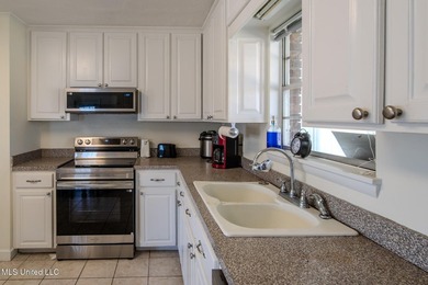 Charming 3-bedroom, 2-bath home offering 1,416 sq ft of - photo 12