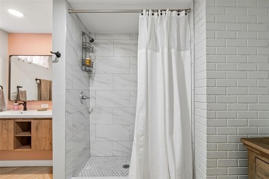 Welcome to 314 Indiana Avenue in the eclectic waterfront - photo 21