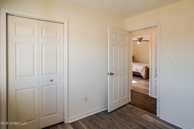 Charming 3-bedroom, 2-bath home offering 1,416 sq ft of - photo 23
