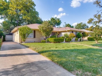 White Rock Lake Townhome/Townhouse For Sale in Dallas Texas