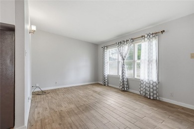 Welcome to 1101 Vance Dr! This charming 3-bedroom, 1.5-bath home - photo 5