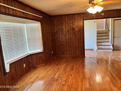 Discover tranquil living in this spacious 3-bedroom, 2-bathroom - photo 7