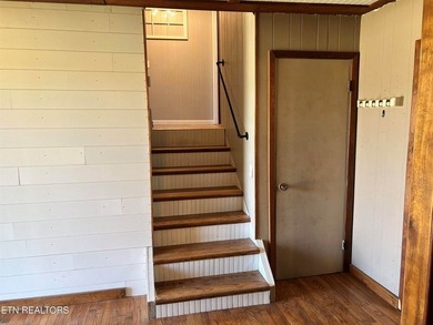 Discover tranquil living in this spacious 3-bedroom, 2-bathroom - photo 8
