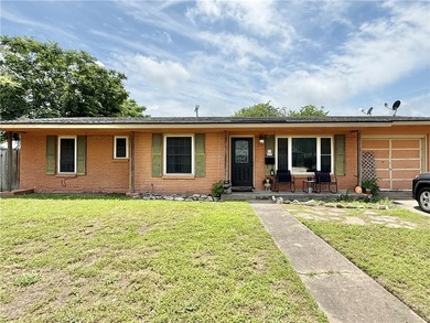 The Casa Linda neighborhood is known for its adorable and - photo 2