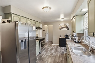 Charming Colonial offering 1,400 sq. ft. in the desirable East - photo 11