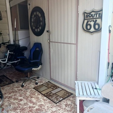 Lovely 1979 double wide (26x44) manufactured home located in the - photo 14