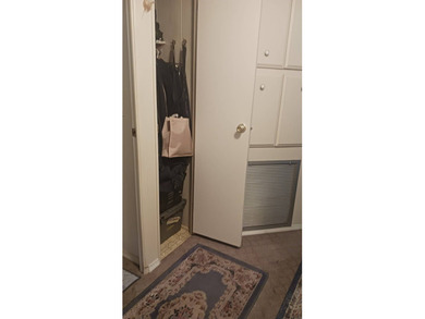 Lovely 1979 double wide (26x44) manufactured home located in the - photo 25