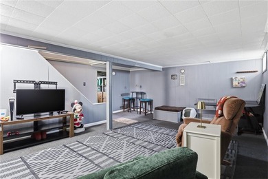 Charming Colonial offering 1,400 sq. ft. in the desirable East - photo 27