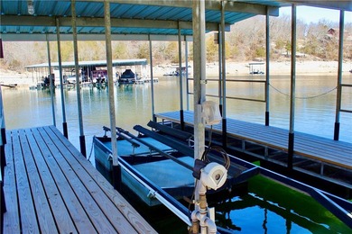 Lakefront living at its finest on beautiful Beaver Lake! This - photo 48