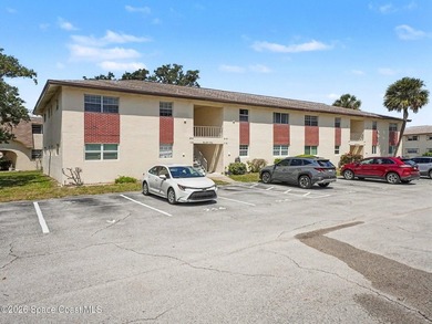 Updated 2 bedroom, 2 bath second floor unit has Vinyl flooring - photo 1