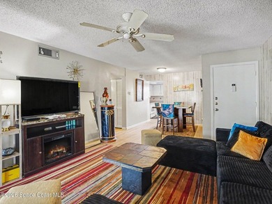 Updated 2 bedroom, 2 bath second floor unit has Vinyl flooring - photo 3