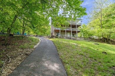 Lakefront living at its finest on beautiful Beaver Lake! This - photo 54