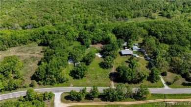 (private lake, pond, creek) Acreage For Sale in Edwards Missouri