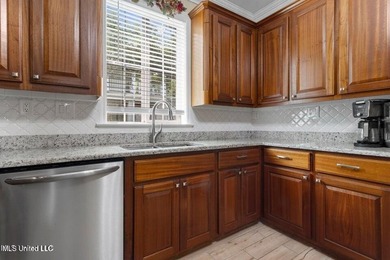 Feel the ocean breeze in this picturesque oasis with majestic - photo 18