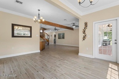 Feel the ocean breeze in this picturesque oasis with majestic - photo 23