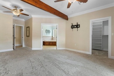 Feel the ocean breeze in this picturesque oasis with majestic - photo 25