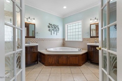 Feel the ocean breeze in this picturesque oasis with majestic - photo 26