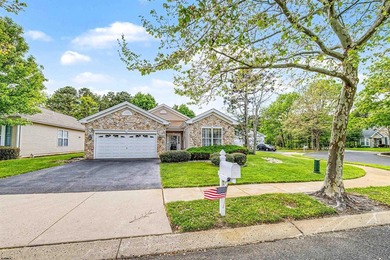 Devonshire Village beauty -- Beautiful 3 bedroom/2 bath sought - photo 27