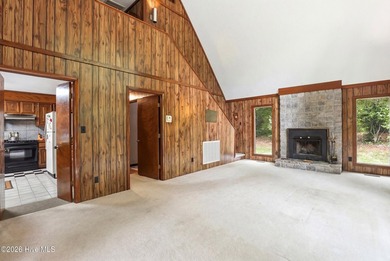 Rare Opportunity To Purchase A Country Retreat On Over 2 Acres - photo 8
