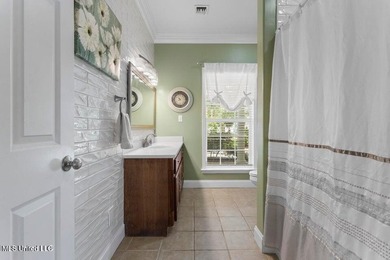 Feel the ocean breeze in this picturesque oasis with majestic - photo 31