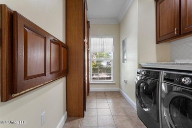 Feel the ocean breeze in this picturesque oasis with majestic - photo 32