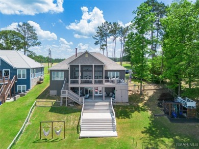 Lake Home For Sale in Wetumpka, Alabama