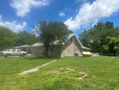 Pymatuning Reservoir Home For Sale in Jamestown Pennsylvania