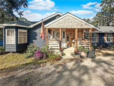 Lake Home For Sale in Warsaw, Missouri