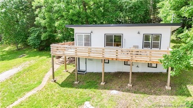 Lake views, extra space, and endless possibilities! This newly - photo 26