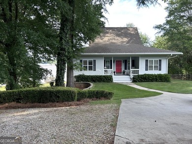 Great home on the best part of Lake Oconee facing the National - photo 26