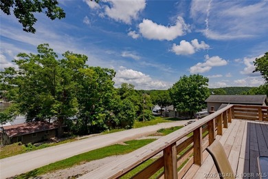 Lake views, extra space, and endless possibilities! This newly - photo 32