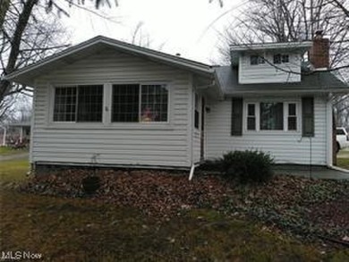 Lake Milton Home For Sale in Lake Milton Ohio