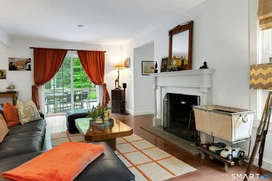 This Greenfield hill Charming colonial, sits on a 1.6 acre lot - photo 6