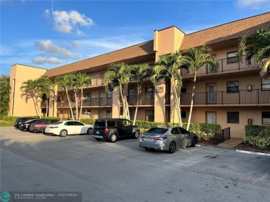 Lake Condo For Sale in Sunrise, Florida