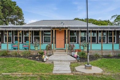 Corner coastal cottage in the heart of downtown Fulton, just off - photo 5