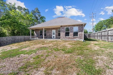 Built in 2021 and maintained like it matters, this 3 bed, 2 bath - photo 30