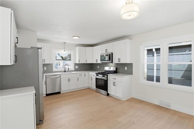 MOVE IN READY 3-bedroom, 1.5-bath ranch with a 1-car garage and - photo 9