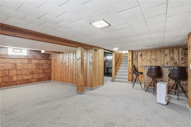 Lovingly maintained by the same owners for many years, this - photo 27